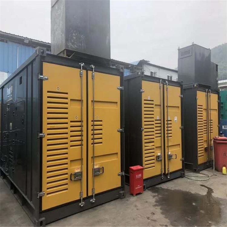 七里河温度变化对不同类型欠压保护装置的可靠性影响有何差异？