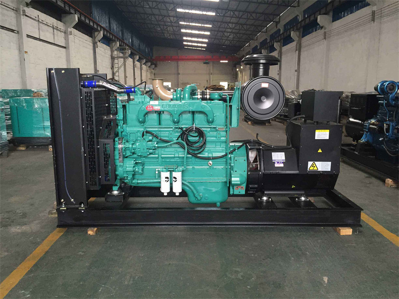 七里河柴油发电机组过载运行时降低转速有哪些注意事项？