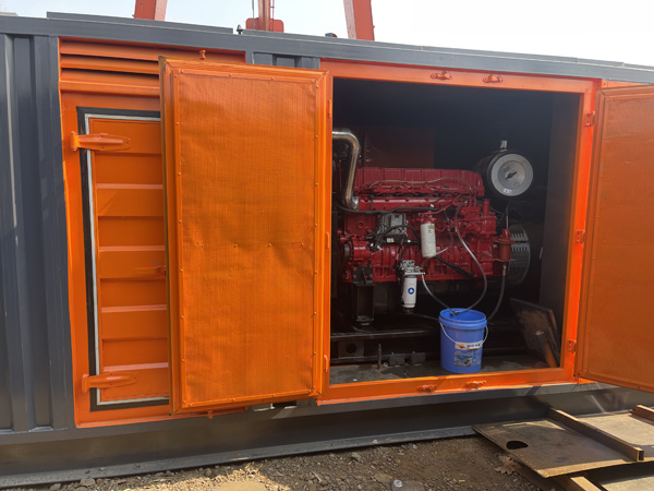 七里河柴油发电机组在高温环境下运行时需要注意哪些问题？